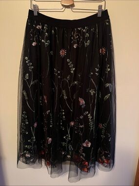 Black Floral Embroidered Midi Skirt